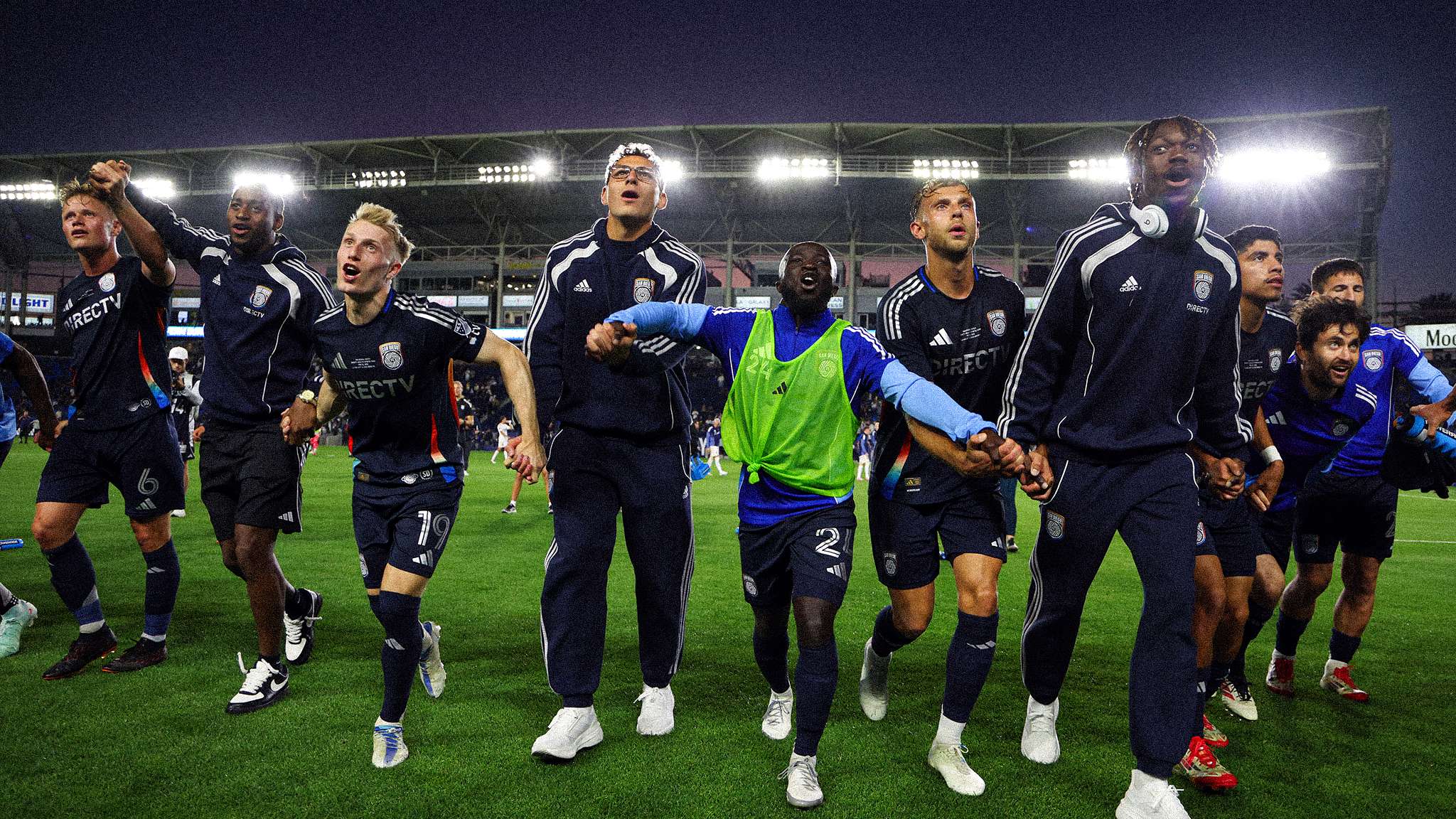 得优异成绩 得优异成绩